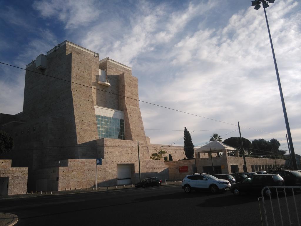 Sun House Belem - Free Parking And View Tower Lisboa Exterior foto